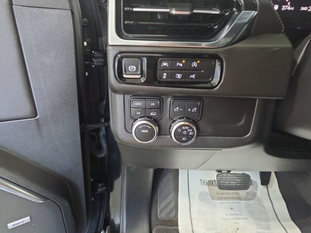 Used 2025 GMC Yukon XL Denali AWD/4WD image 19