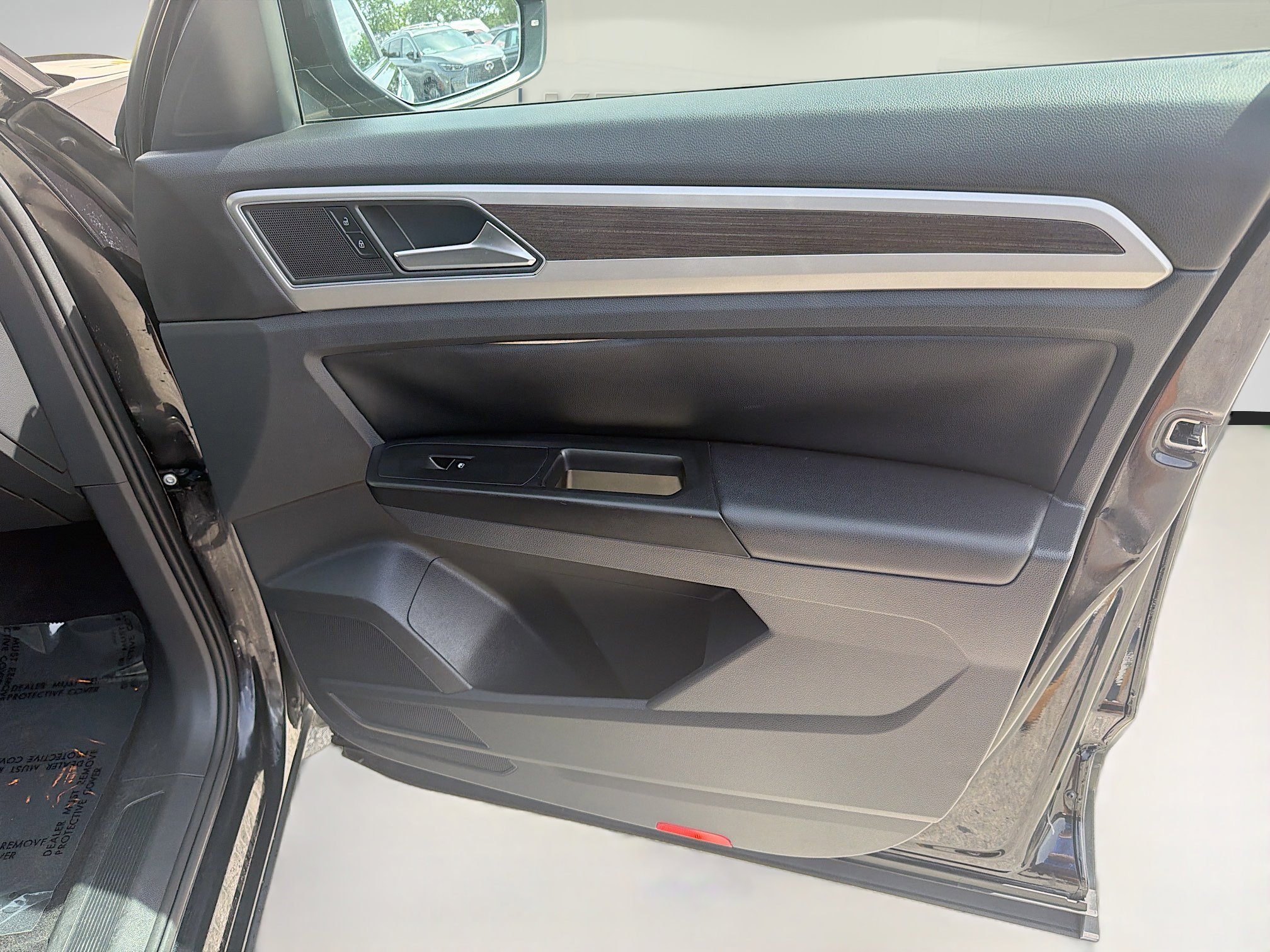 Used 2019 Volkswagen Atlas SE image 31