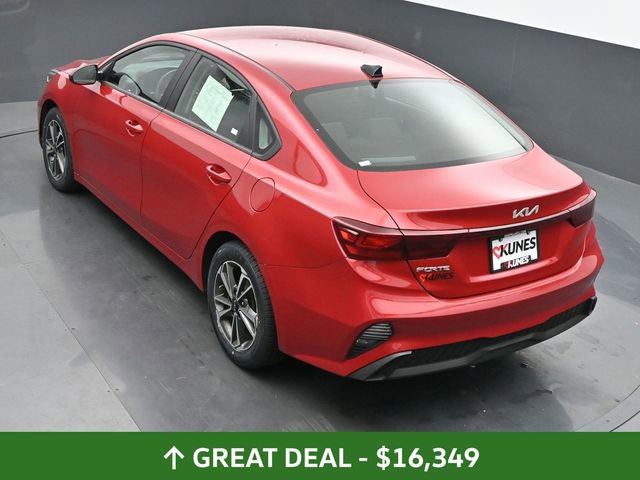 Used 2024 Kia Forte LXS image 39