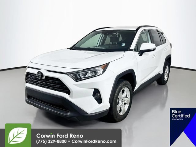 Used 2021 Toyota RAV4 XLE AWD/4WD image 3