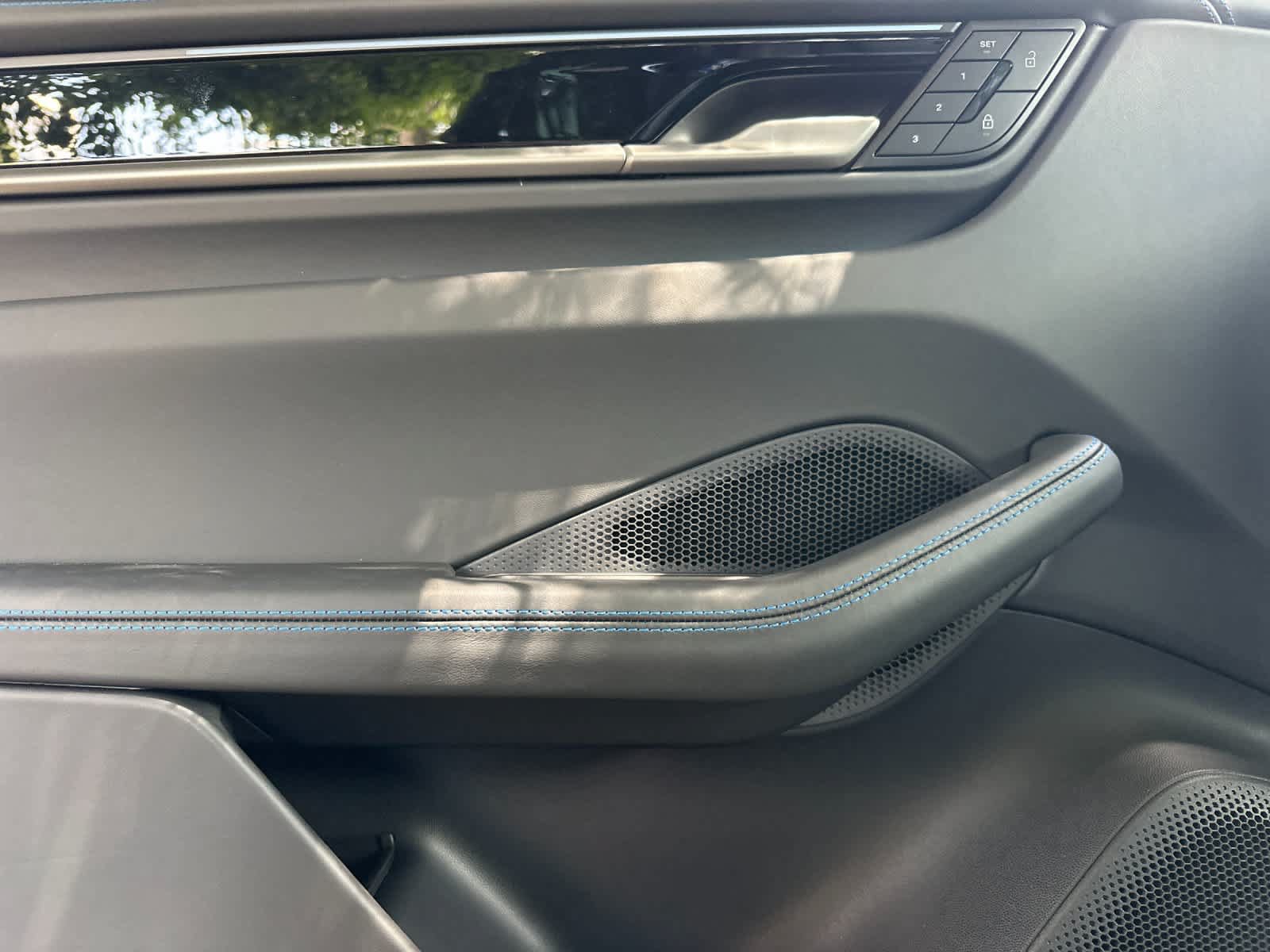 New 2026 Porsche Macan Electric RWD image 12