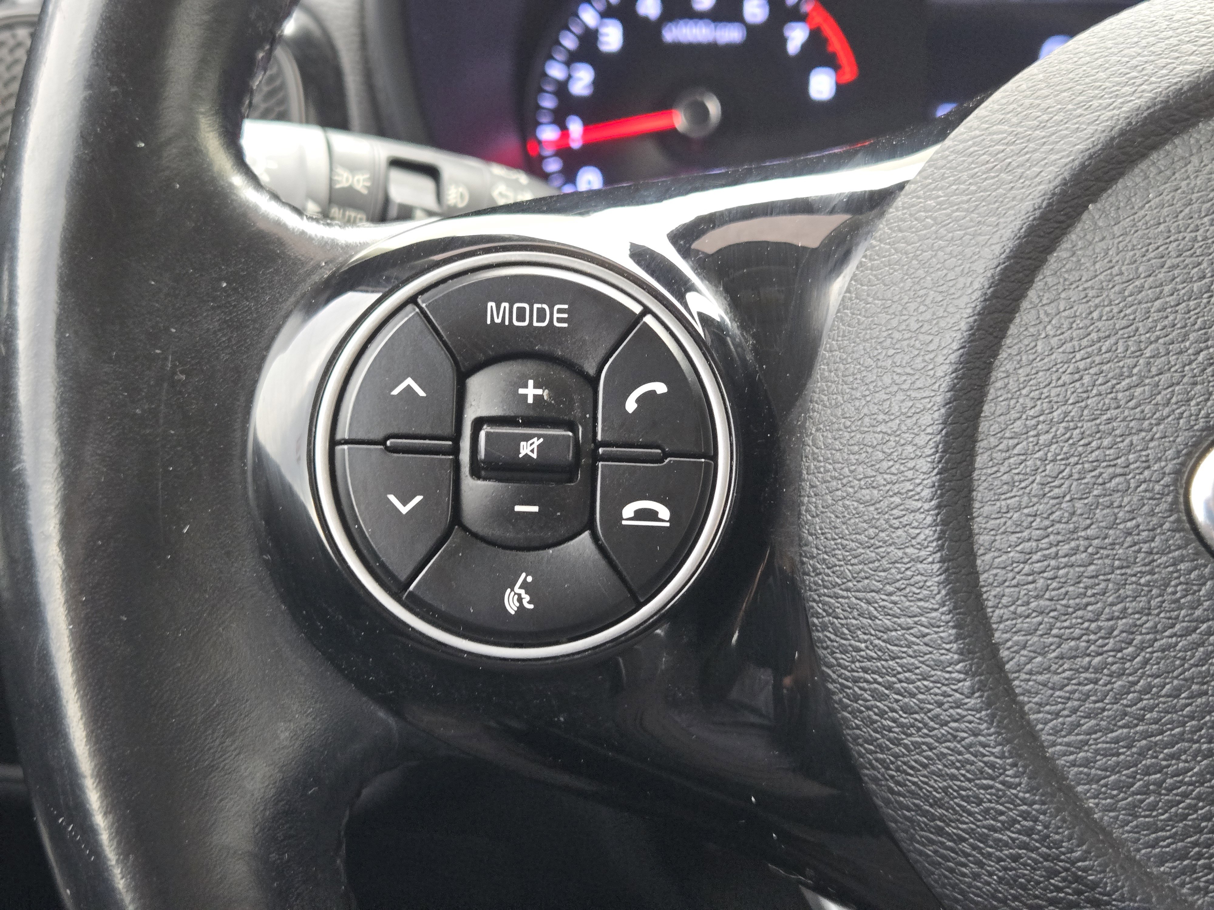 Used 2020 Kia Soul EX FWD image 30