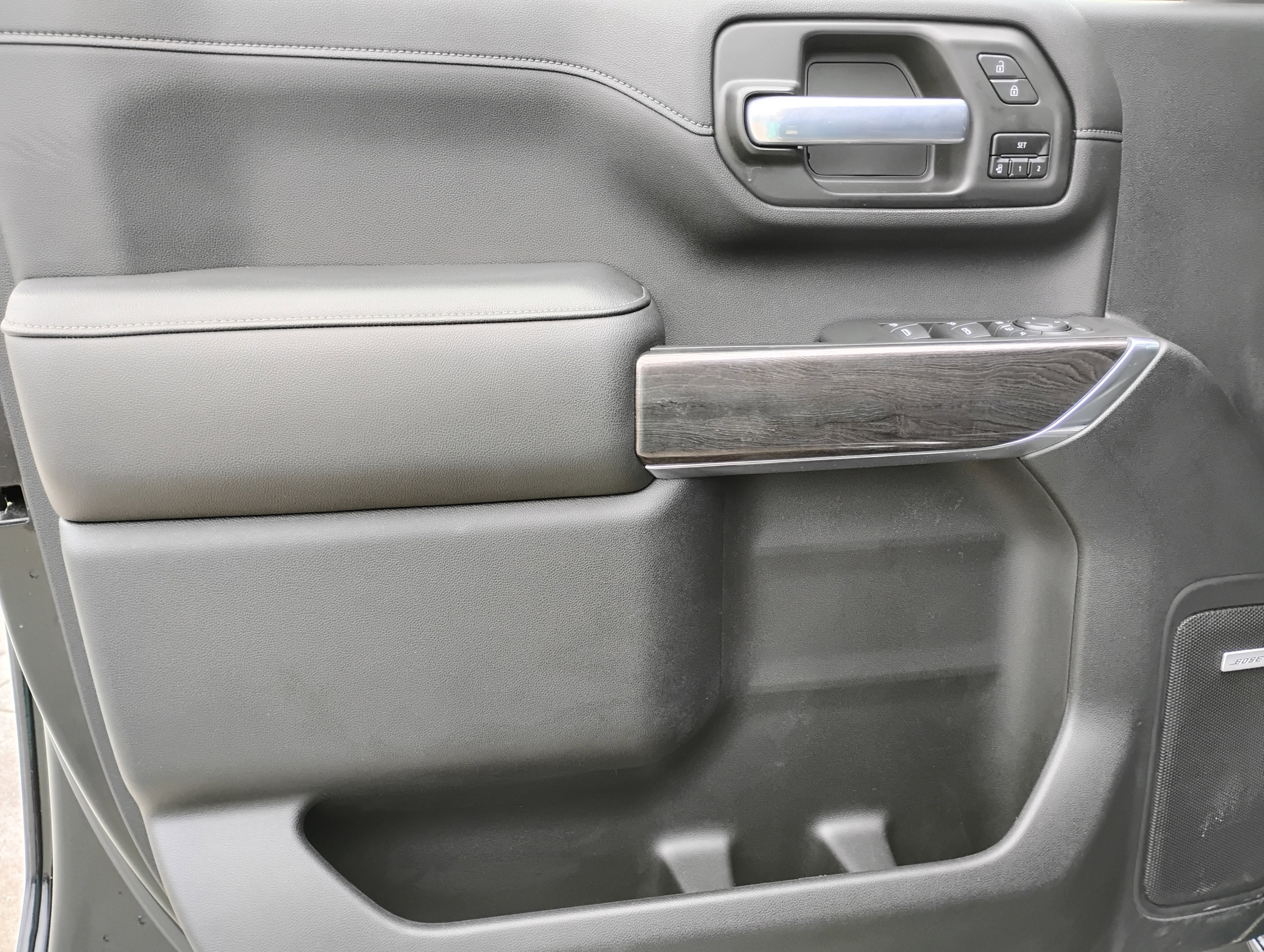 Used 2021 Chevrolet Silverado 3500 LTZ w/ LTZ Plus Package image 16