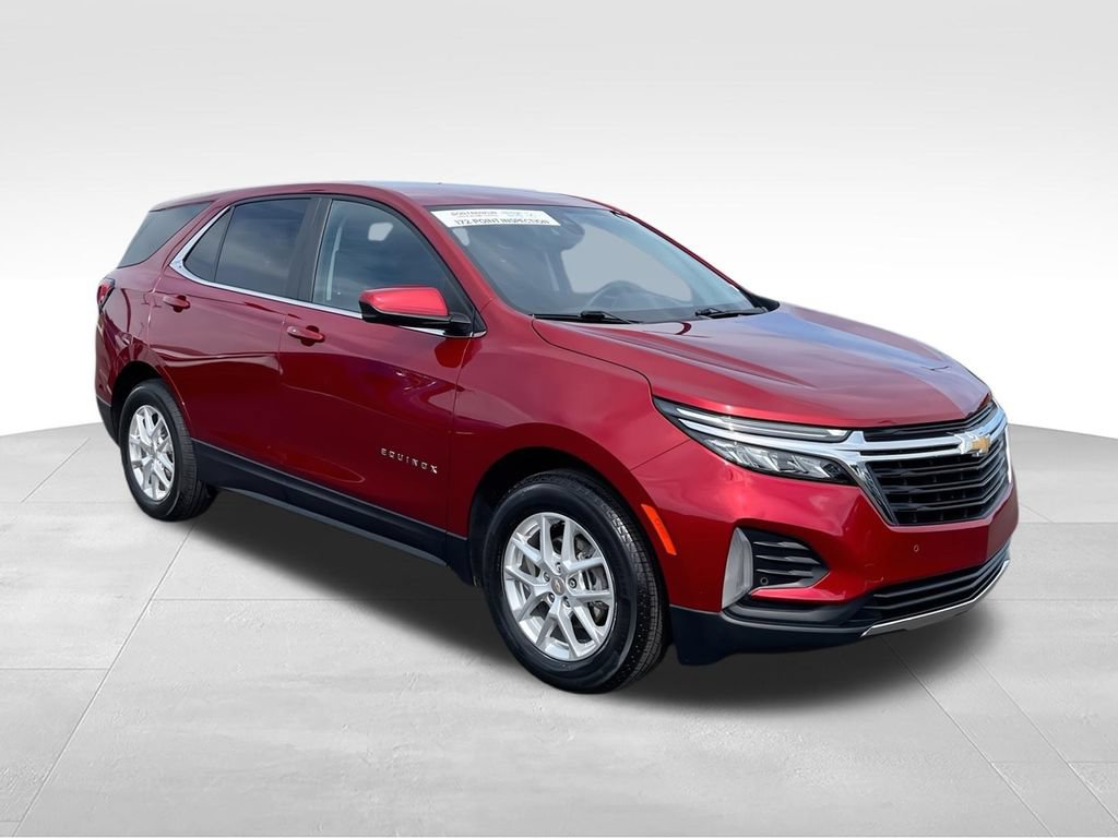 Used 2024 Chevrolet Equinox LT w/ LPO, Floor Liner Package FWD image 2