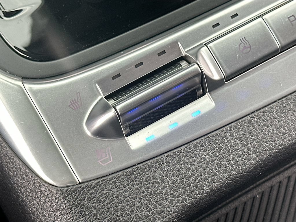 Certified 2025 Kia Carnival SX Prestige FWD image 21