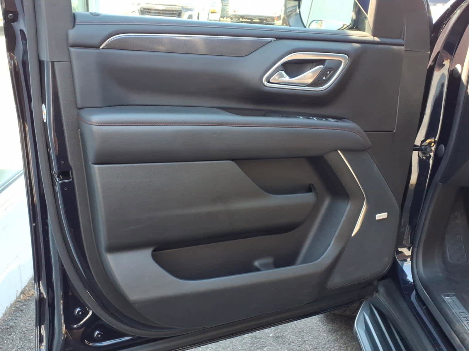 Used 2021 Chevrolet Tahoe RST AWD/4WD image 10
