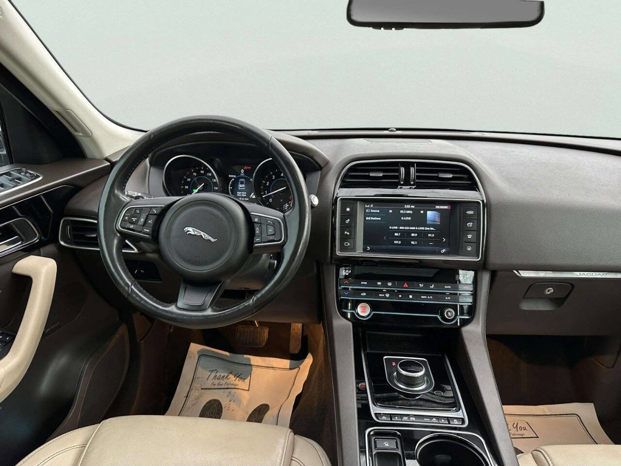 Used 2017 Jaguar F-PACE Prestige AWD/4WD image 17