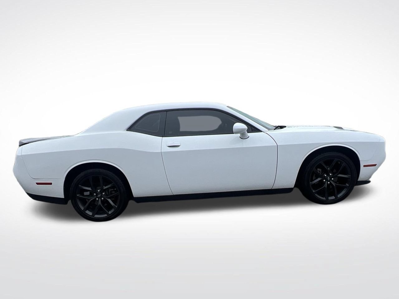 Used 2022 Dodge Challenger SXT w/ Blacktop Package RWD image 6