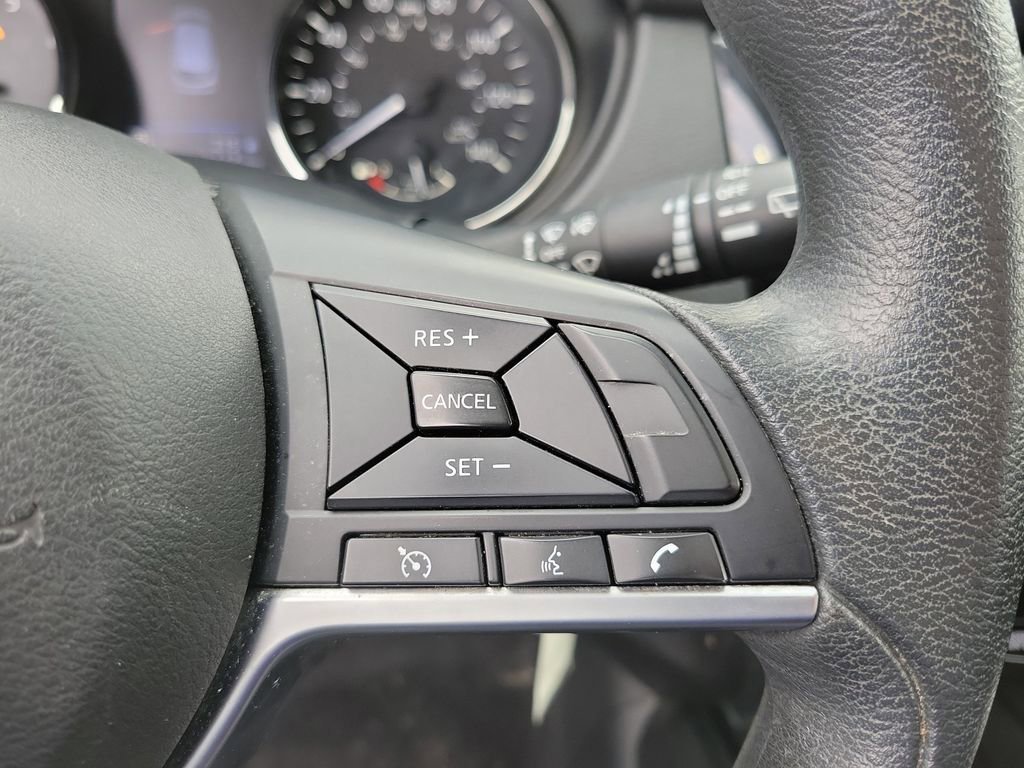 Used 2020 Nissan Rogue Sport S image 22