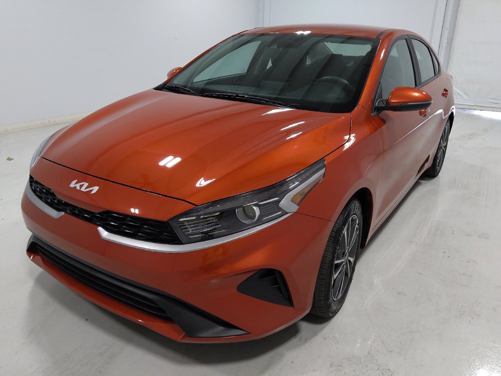 Used 2023 Kia Forte LXS w/ LXS Technology Package FWD image 15