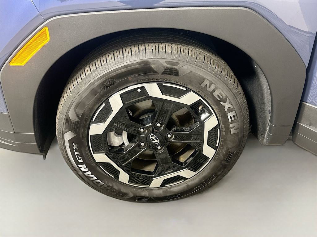 Certified 2025 Hyundai Santa Fe SEL image 30