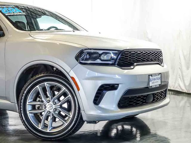Used 2024 Dodge Durango GT AWD/4WD image 3