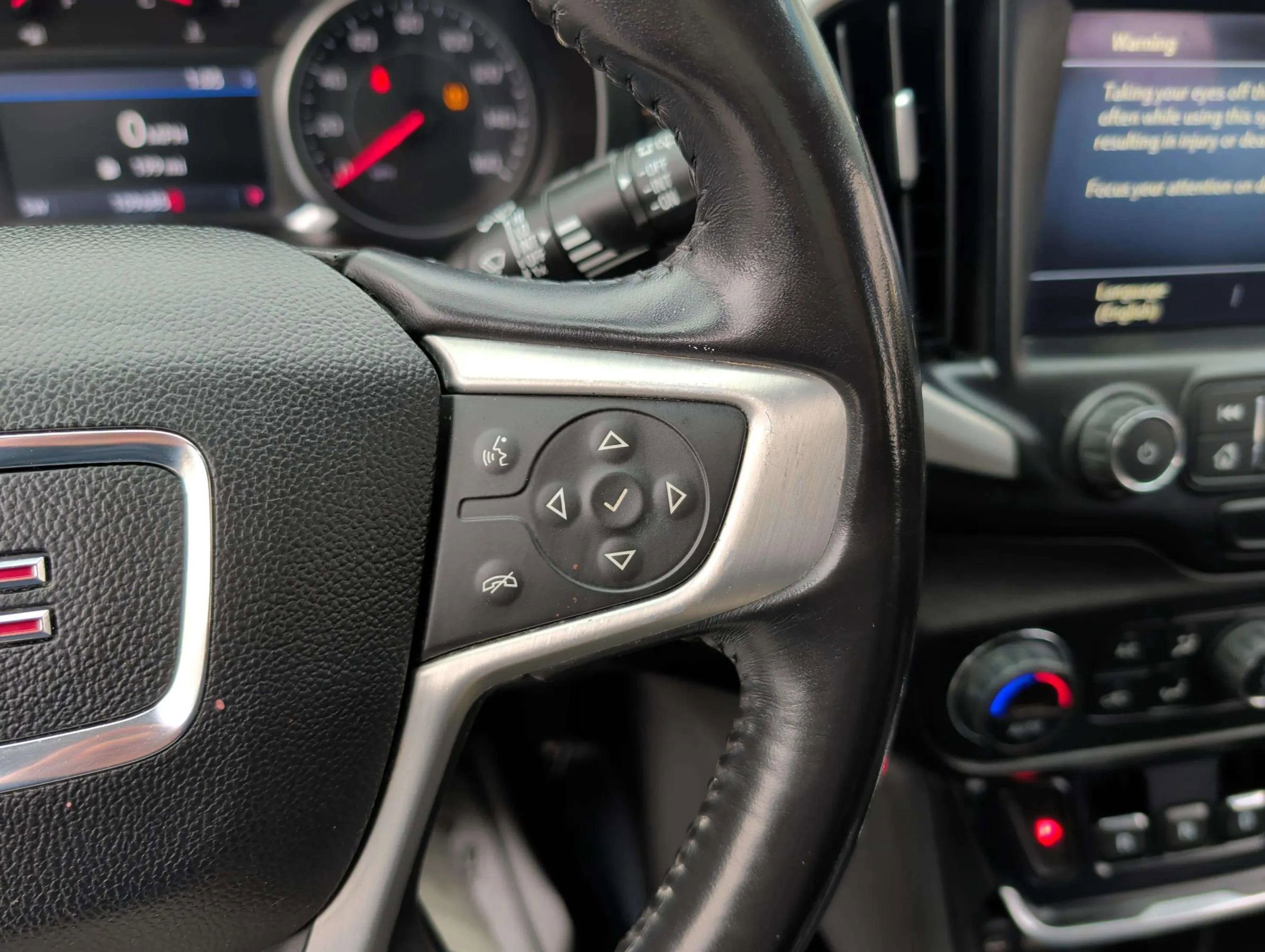 Used 2019 GMC Terrain SLT image 21