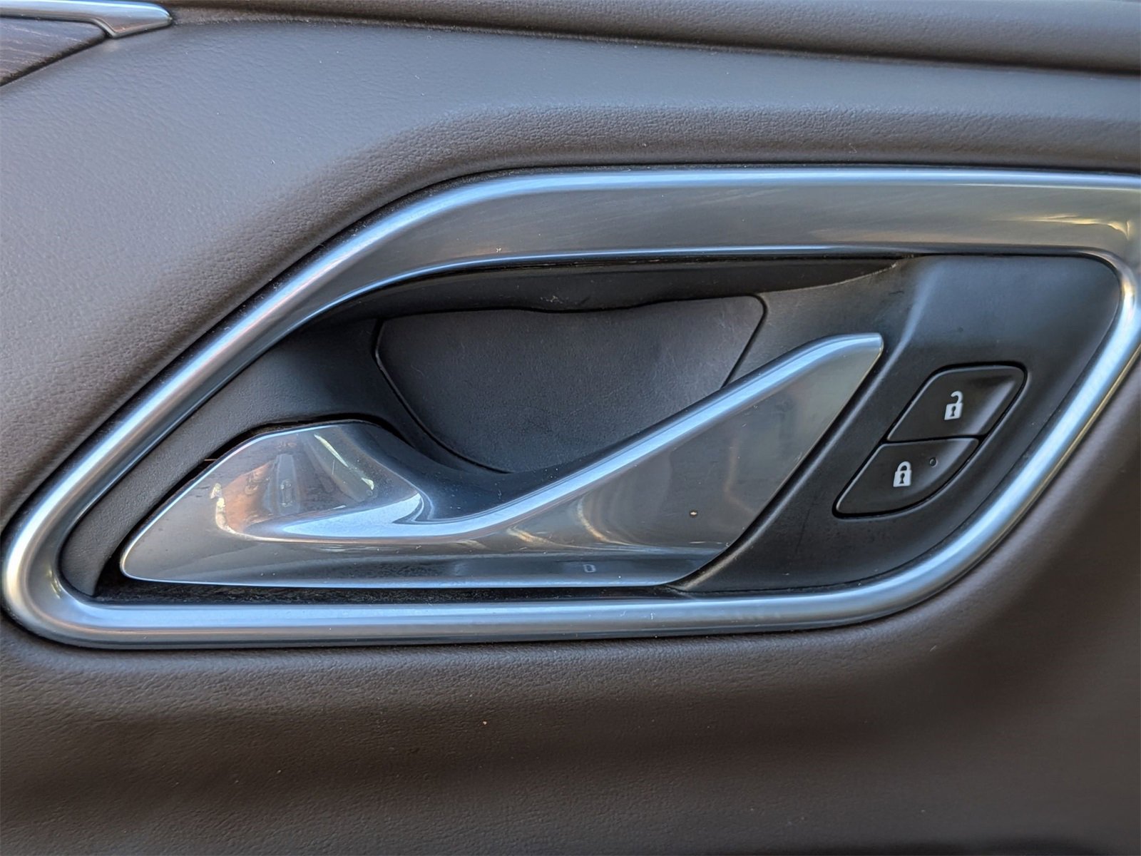 Used 2021 Chevrolet Tahoe LT w/ LT Signature Package image 28