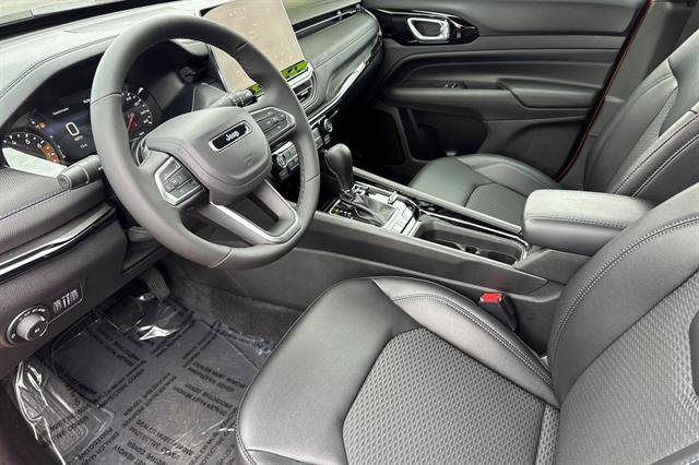 New 2026 Jeep Compass Latitude image 7