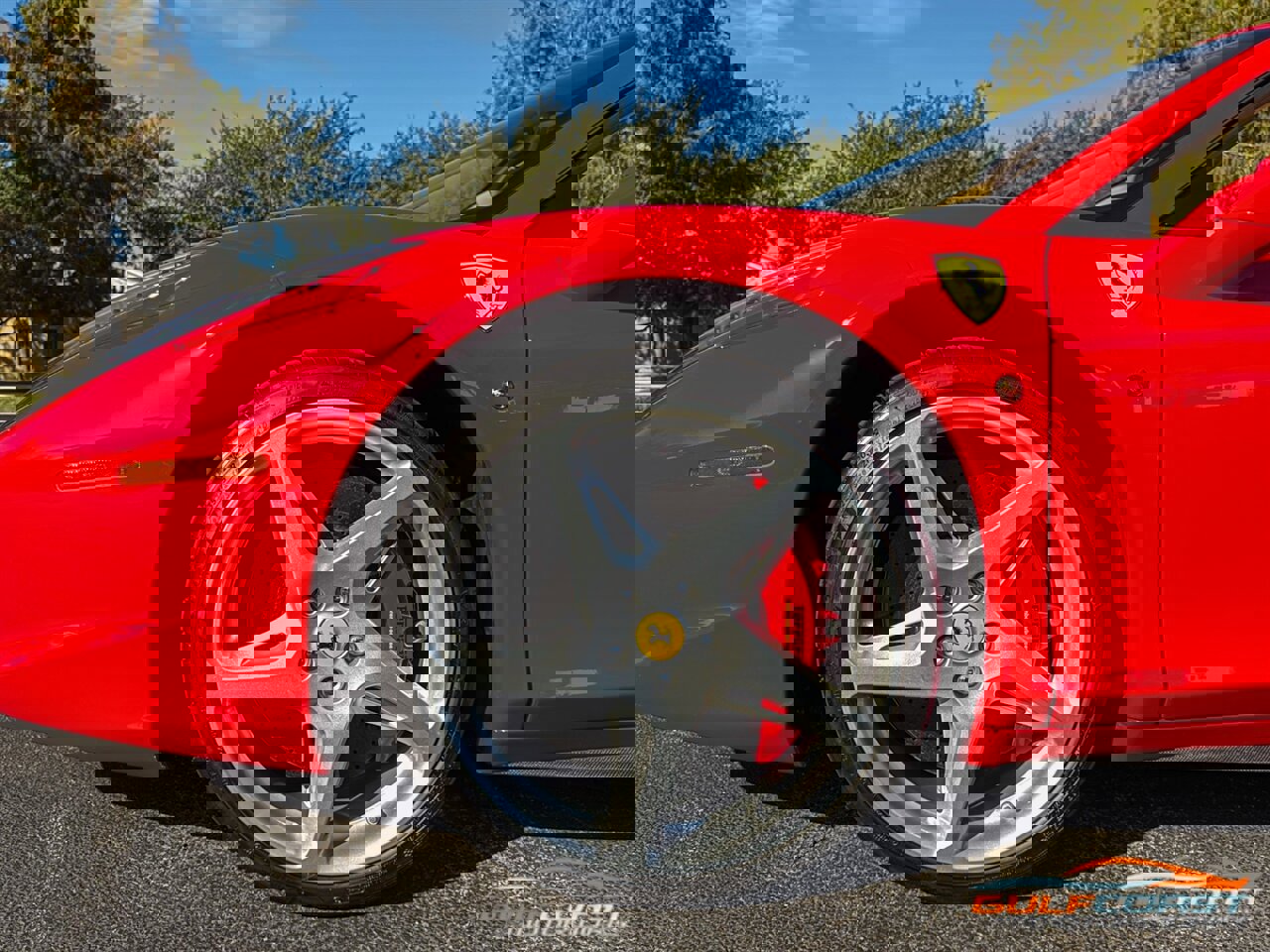 Used 2014 Ferrari 458 Spider image 40