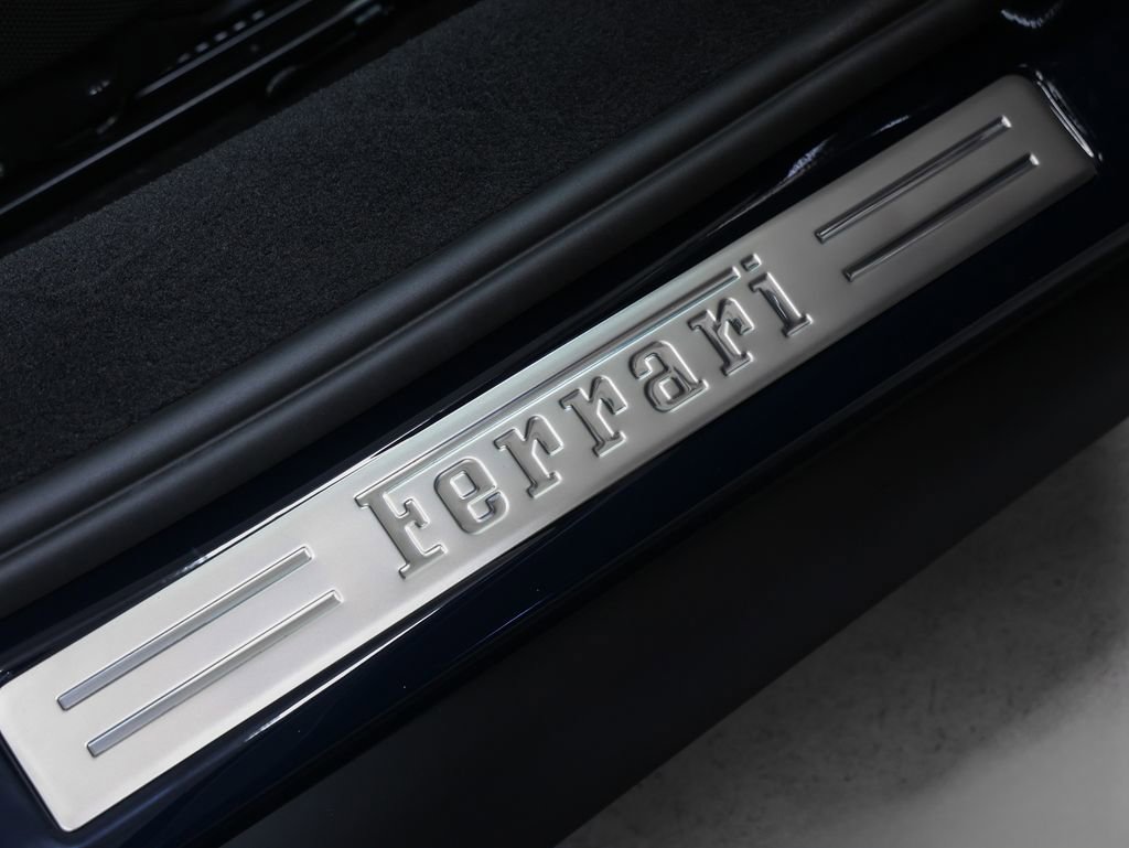 Used 2025 Ferrari 296 GTS image 17