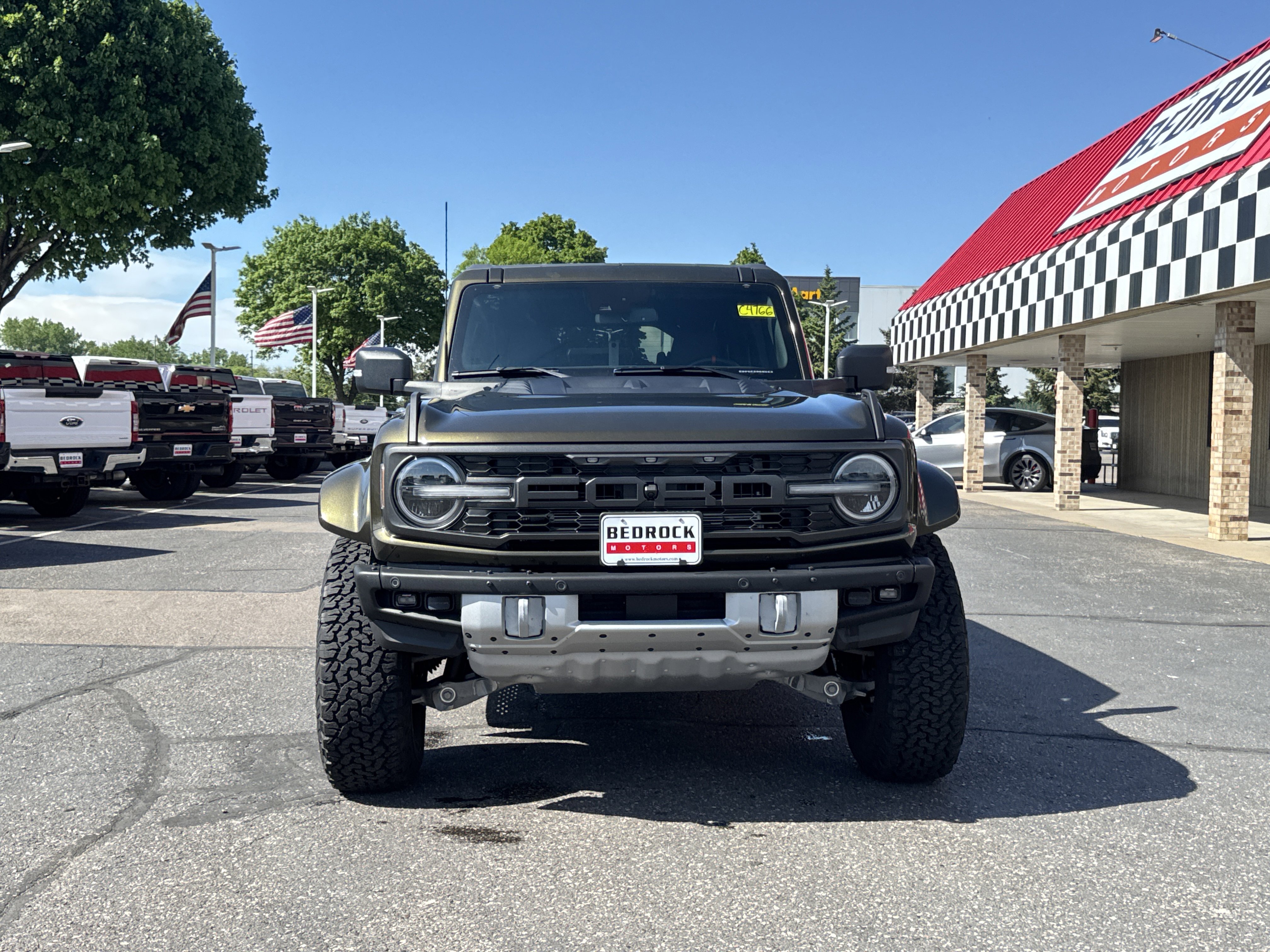 Used 2024 Ford Bronco Raptor AWD/4WD image 2