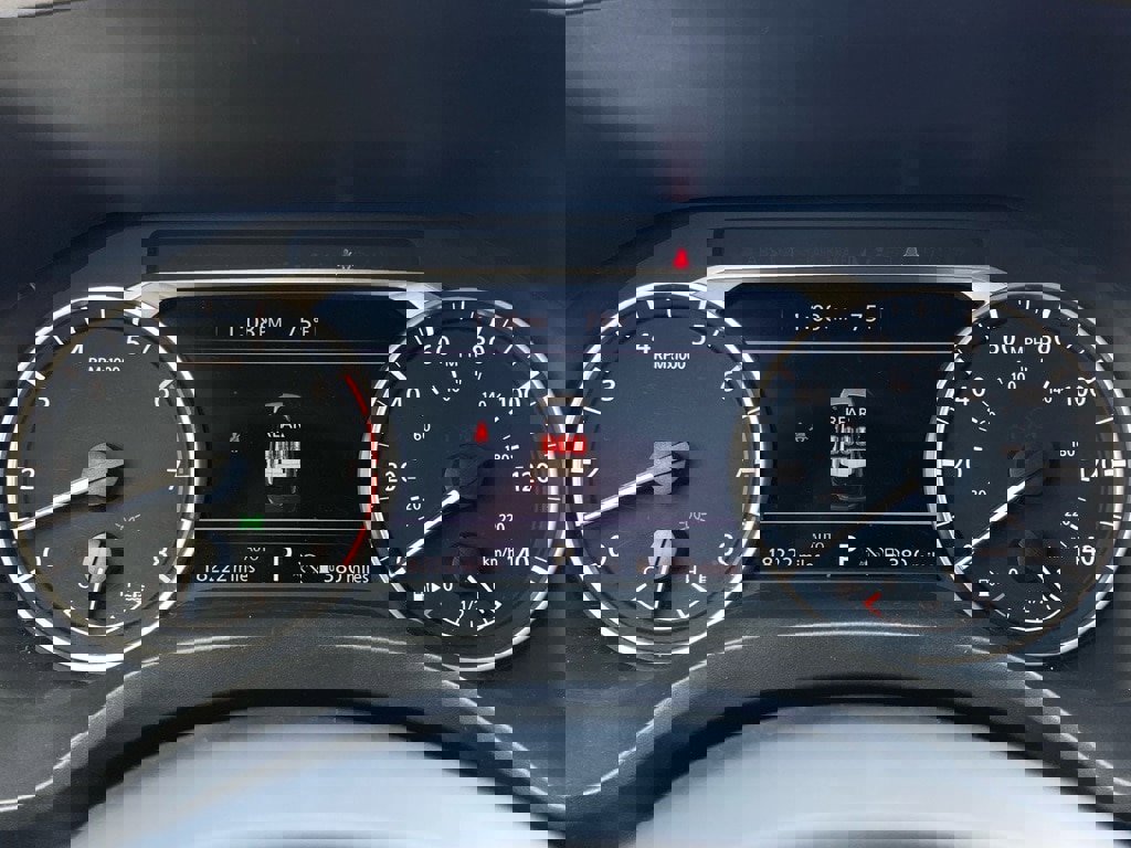 Used 2024 Nissan Rogue SV image 13