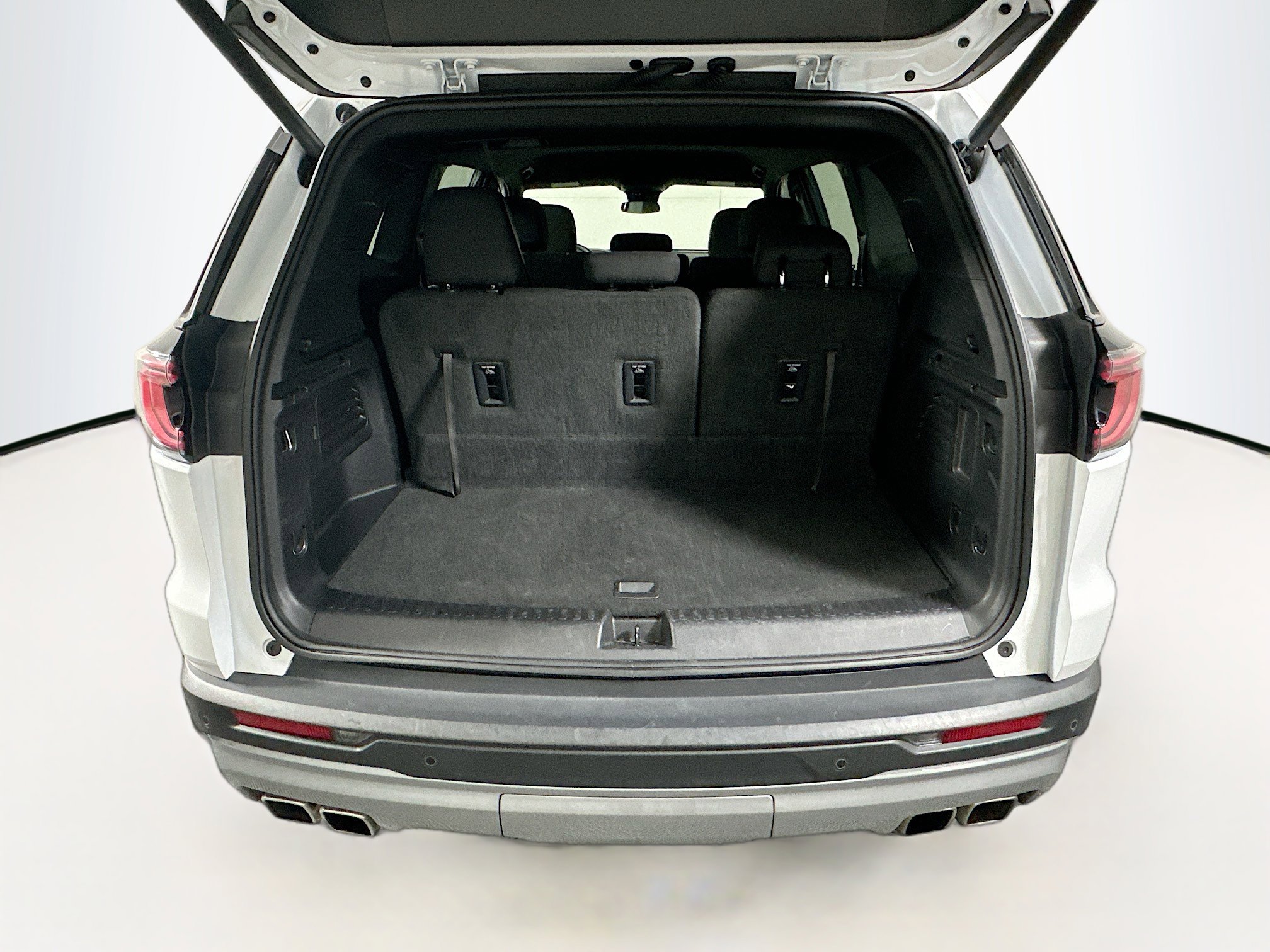 Used 2025 GMC Acadia Elevation image 30