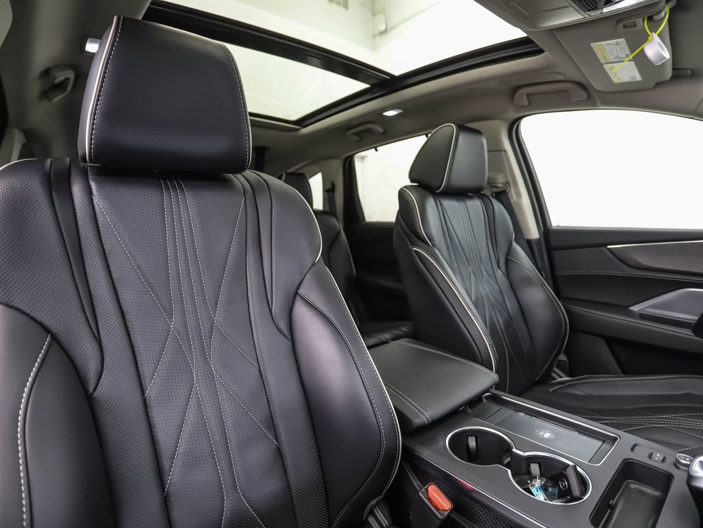 Used 2025 Acura MDX w/ Advance Package image 34
