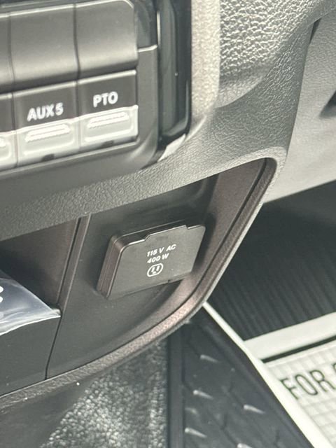 New 2026 RAM 5500 Tradesman image 32