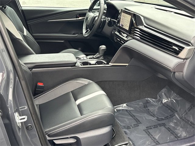 Certified 2025 Toyota Camry SE image 11