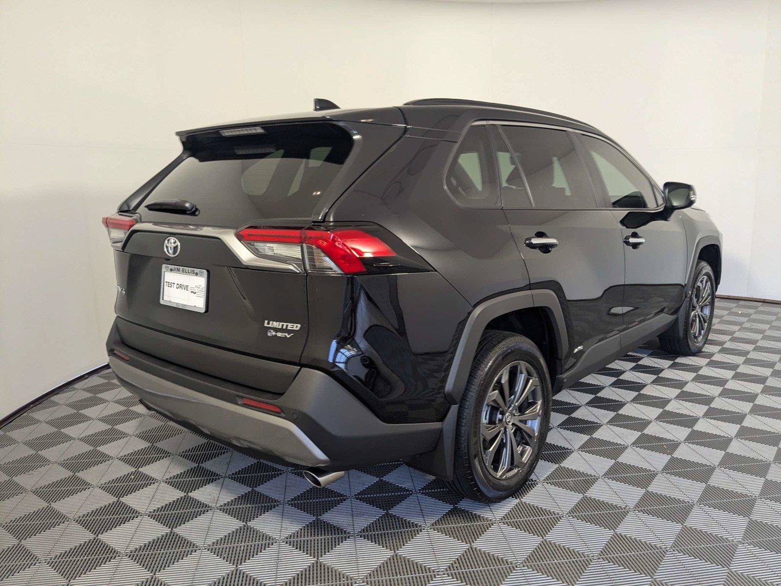Certified 2025 Toyota RAV4 Limited AWD/4WD image 5
