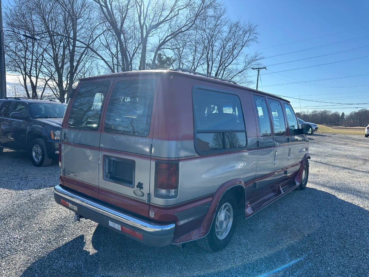 Used 1996 Ford E-150 and Econoline 150 RWD image 5