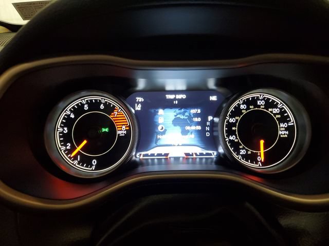 Used 2018 Jeep Cherokee Limited w/ Technology Group AWD/4WD image 16
