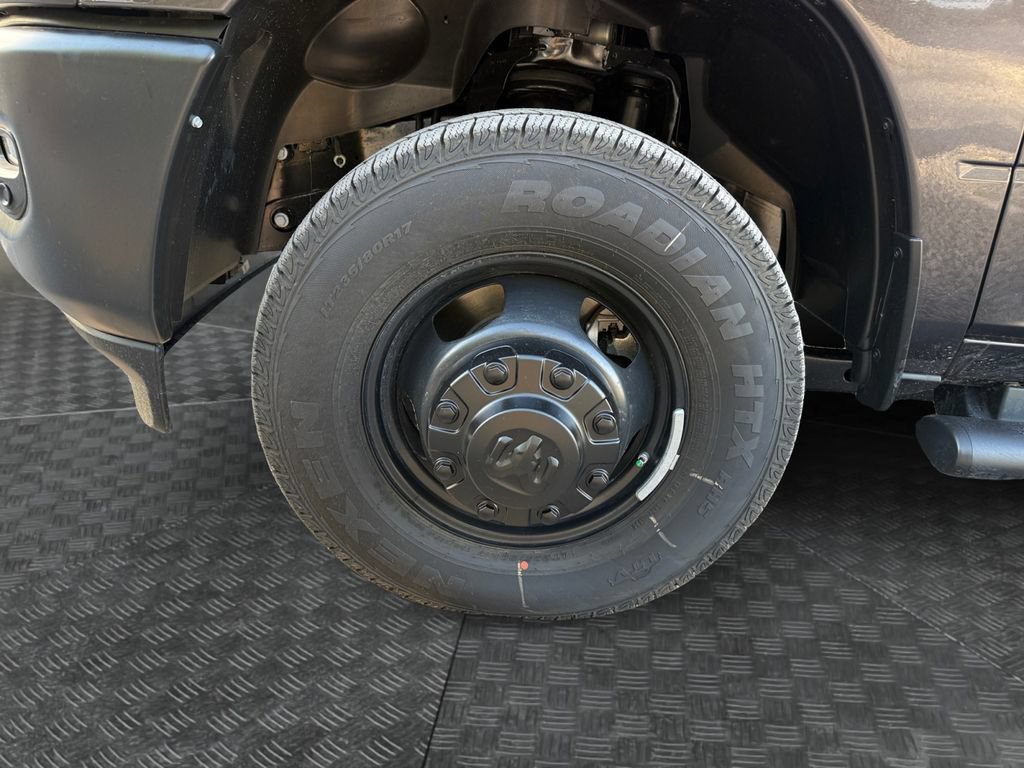 New 2026 RAM 3500 Tradesman AWD/4WD image 14