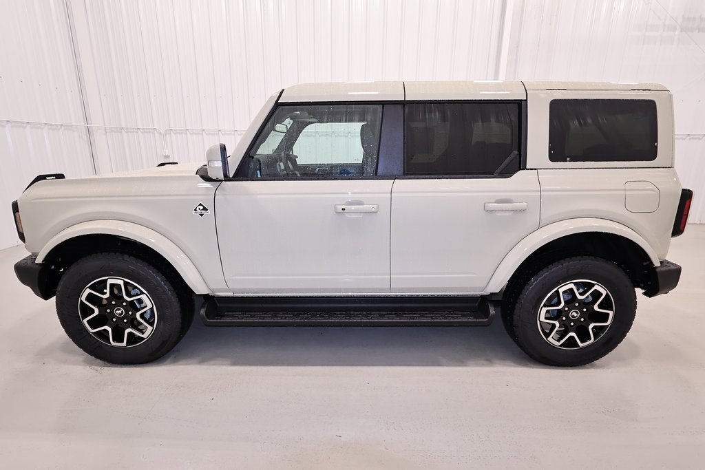 New 2025 Ford Bronco Outer Banks image 5