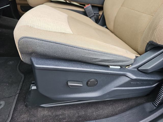 Used 2023 Ford F150 XLT RWD image 16