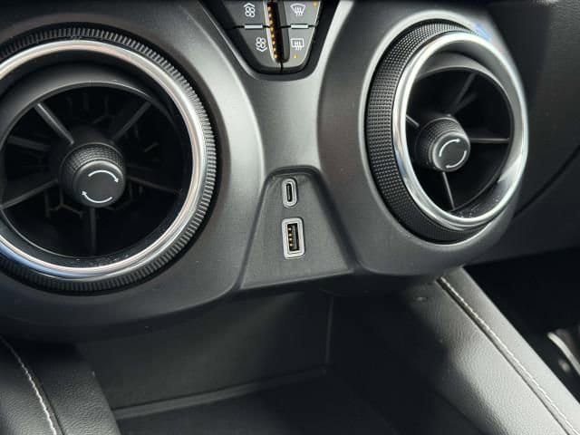 Used 2025 Chevrolet Blazer LT image 25