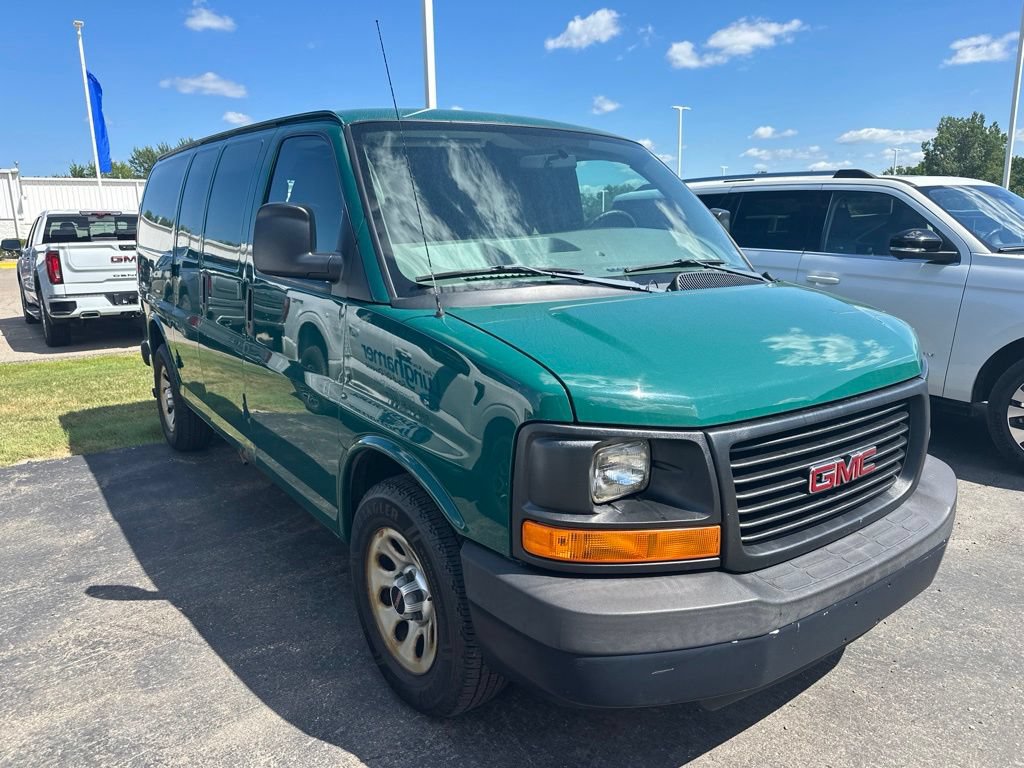 Used 2014 GMC Savana 1500 RWD image 3