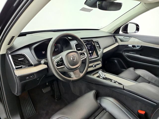Used 2024 Volvo XC90 T8 Ultimate w/ Protection Package Premier AWD/4WD image 17