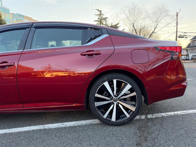 Used 2020 Nissan Altima 2.5 SR image 11
