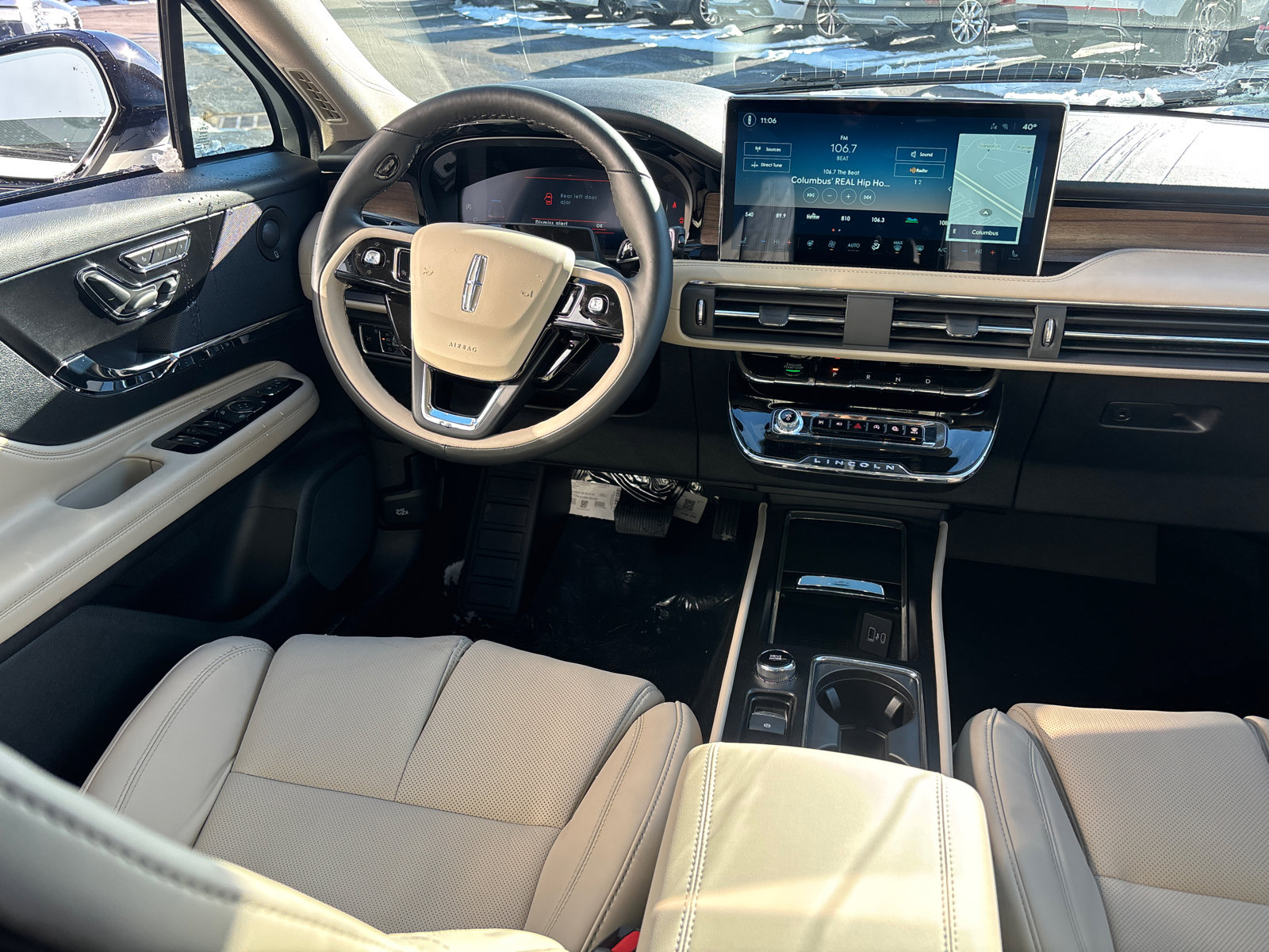 New 2026 Lincoln Corsair Reserve image 31