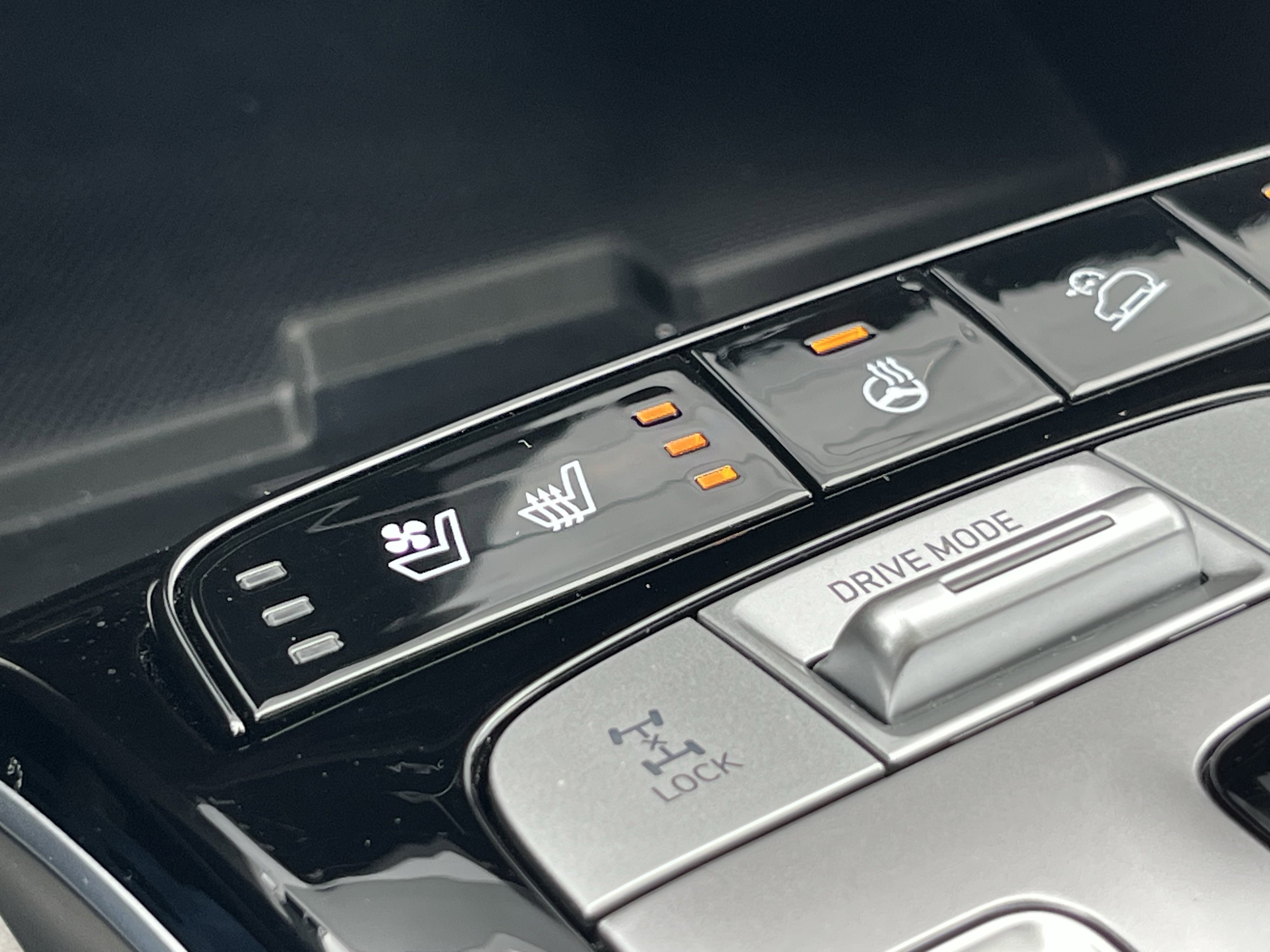 Used 2024 Hyundai Tucson Limited image 34