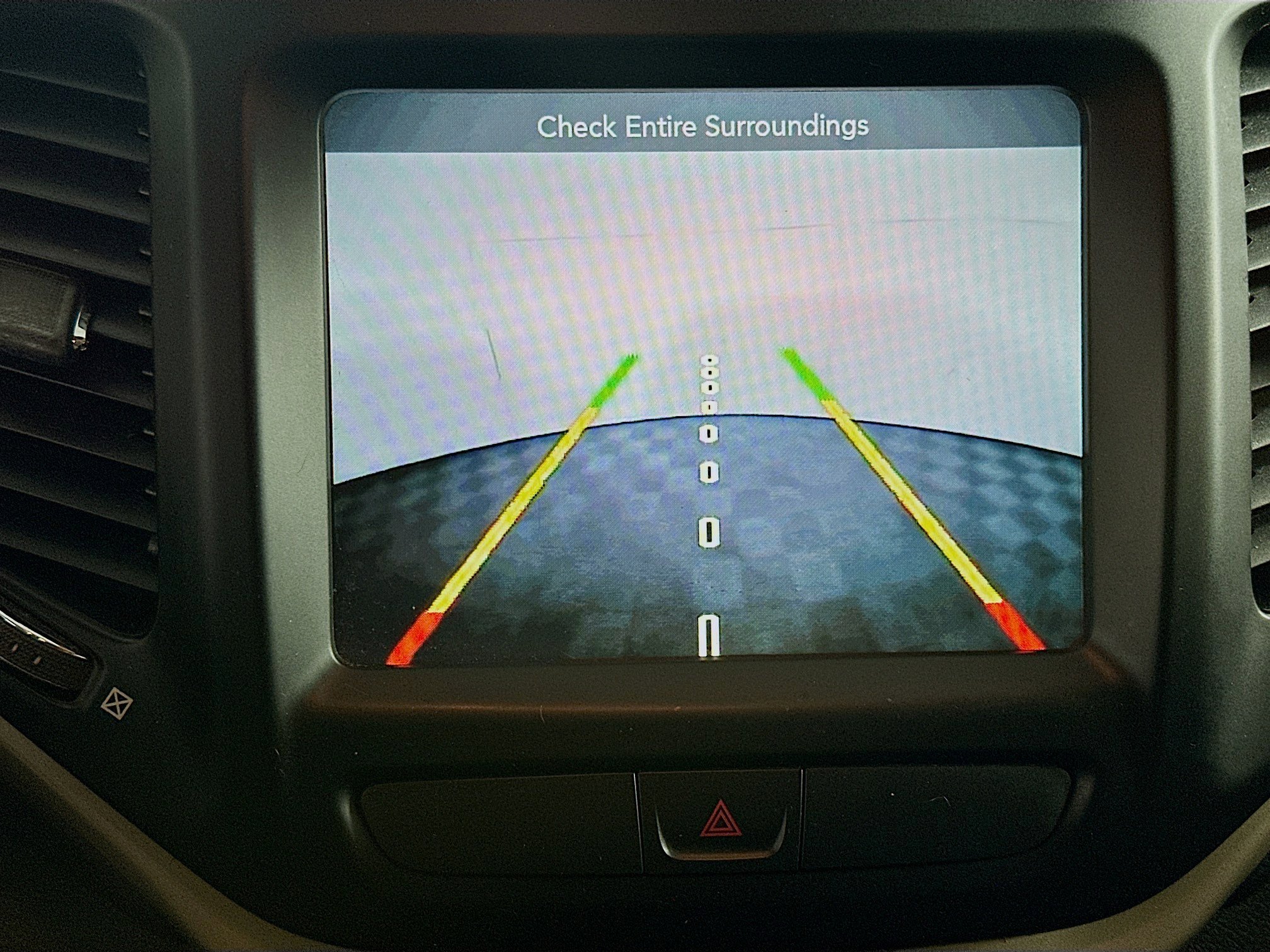 Used 2015 Jeep Cherokee Limited image 22