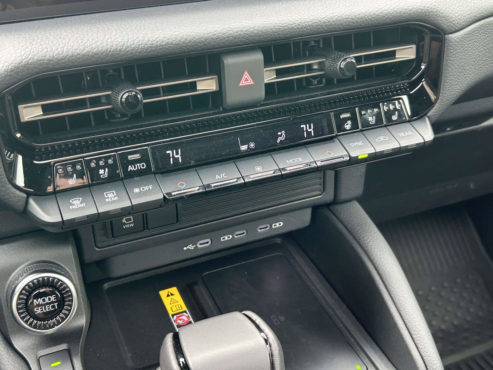 Used 2025 Toyota Land Cruiser w/ Premium Package image 25