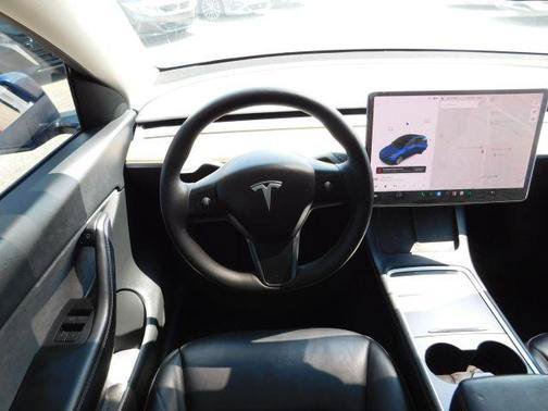 Used 2021 Tesla Model Y Long Range AWD/4WD image 13