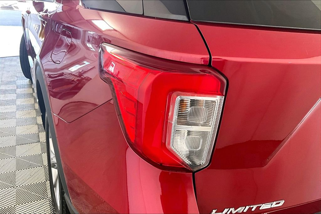Used 2023 Ford Explorer Limited image 29