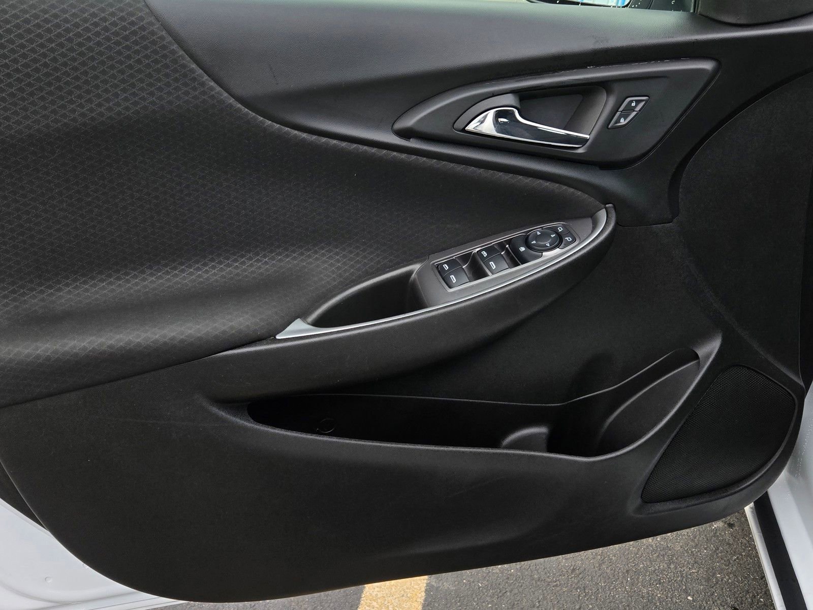 Used 2024 Chevrolet Malibu LT FWD image 9