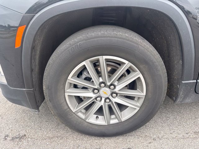 Used 2022 Chevrolet Traverse LT FWD image 9