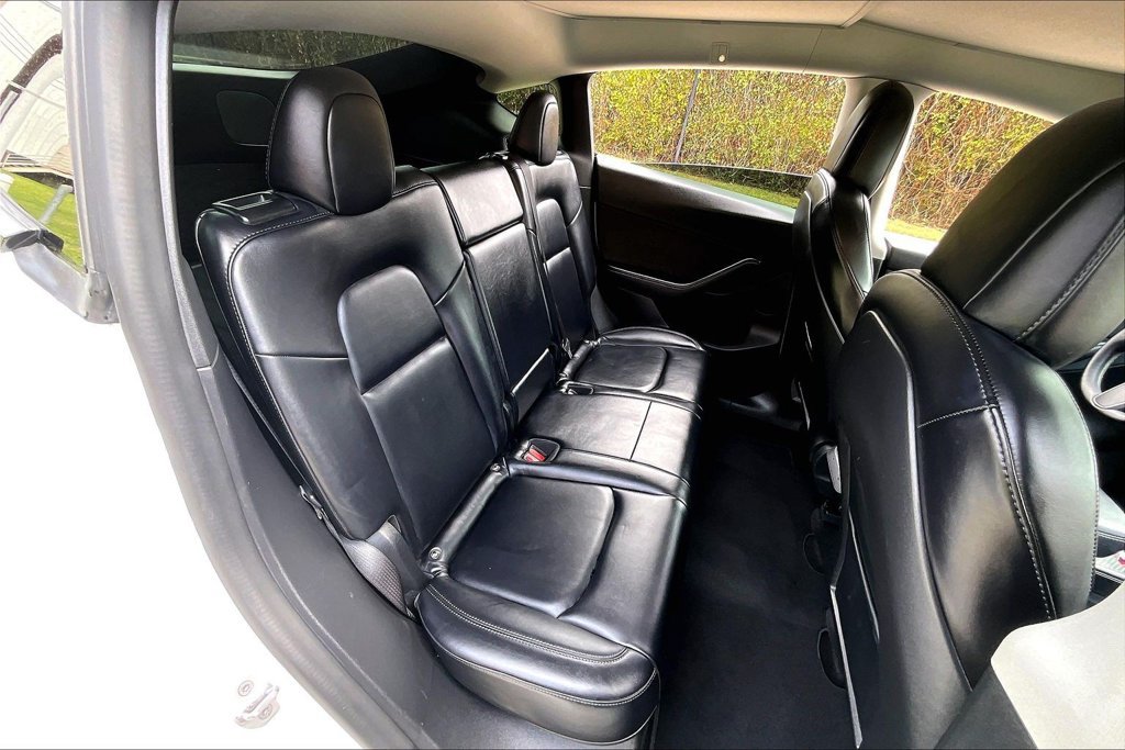 Used 2022 Tesla Model Y Performance AWD/4WD image 37