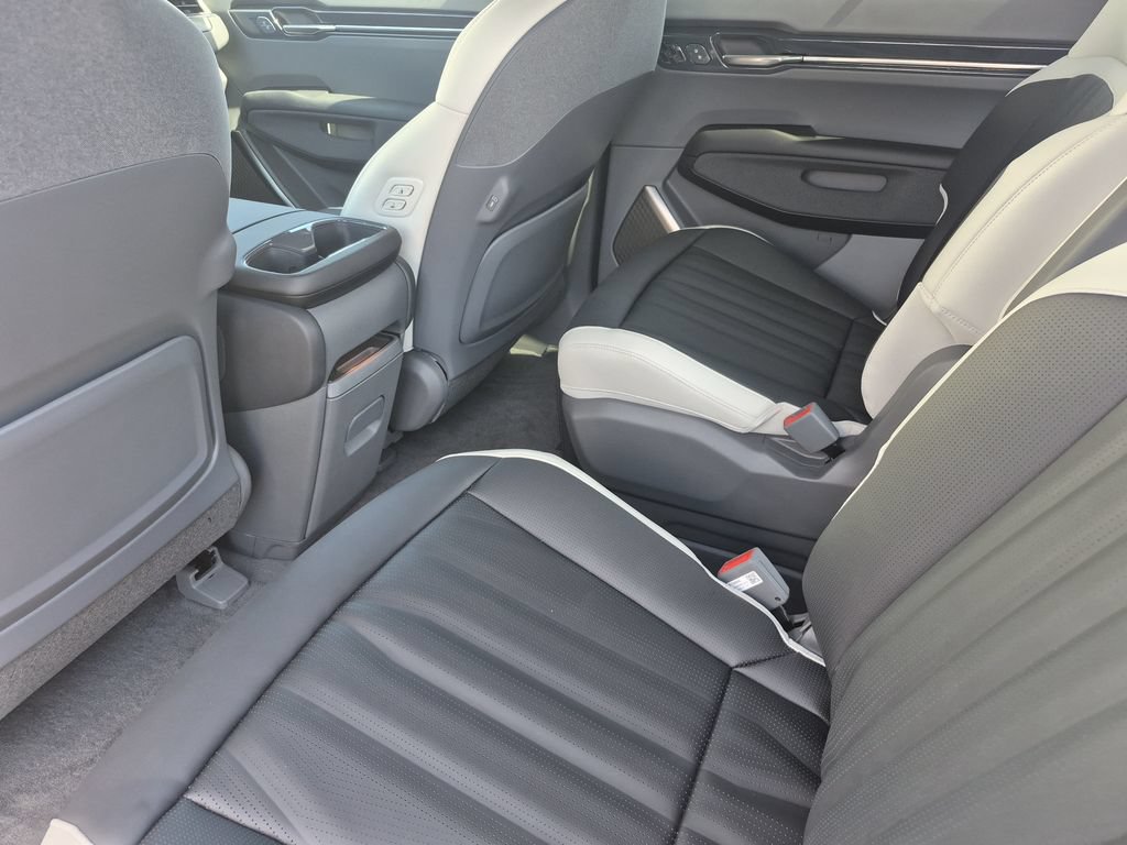 New 2026 Kia EV9 GT-Line AWD/4WD image 12