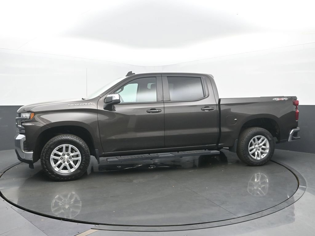 Used 2021 Chevrolet Silverado 1500 LT AWD/4WD image 2