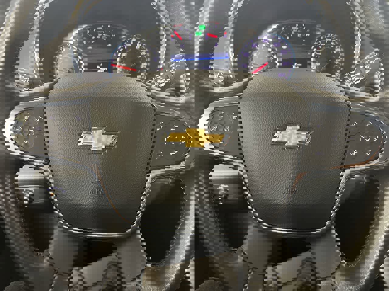 Used 2022 Chevrolet Traverse LT image 16