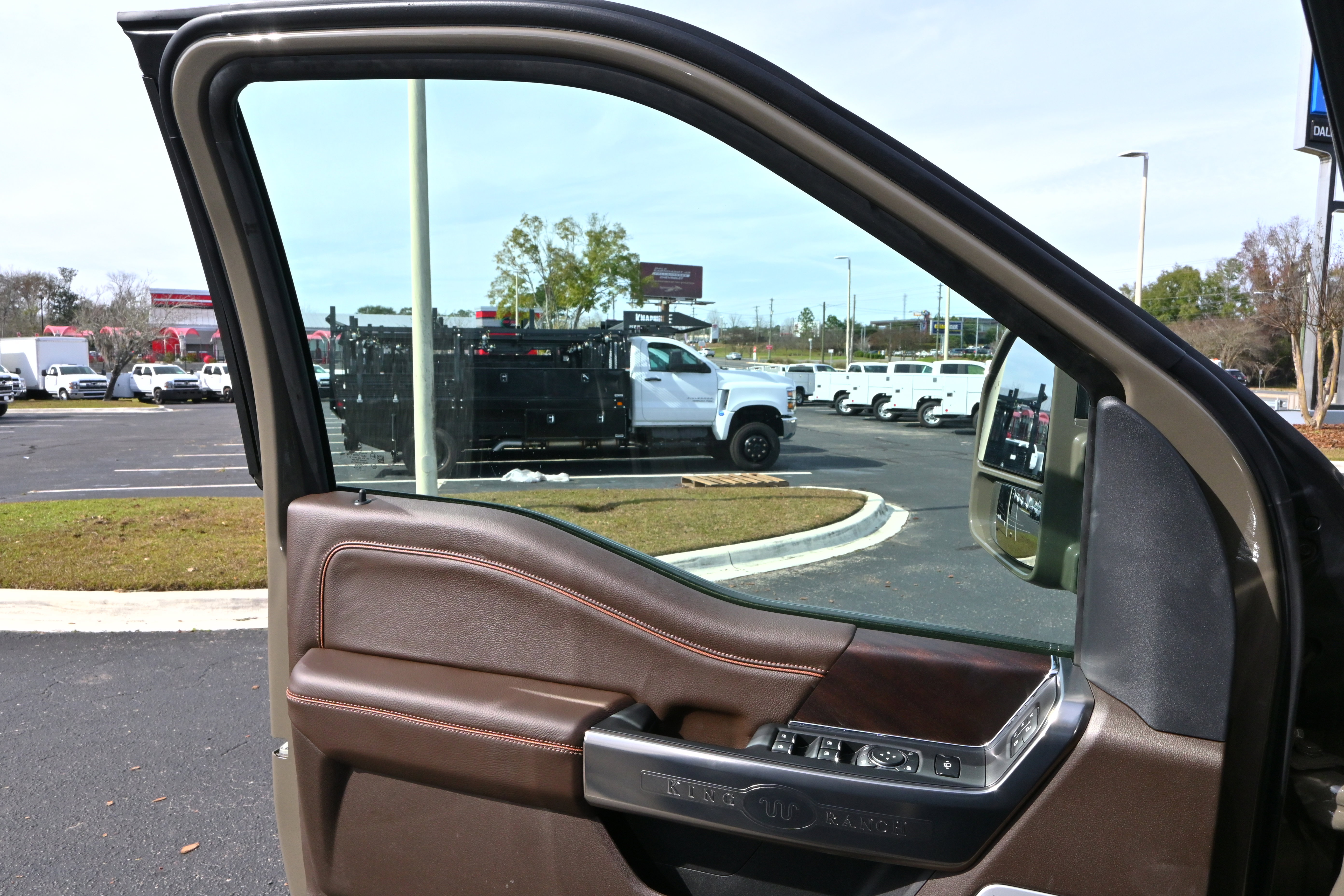 Used 2026 Ford F450 King Ranch w/ Chrome Package image 27